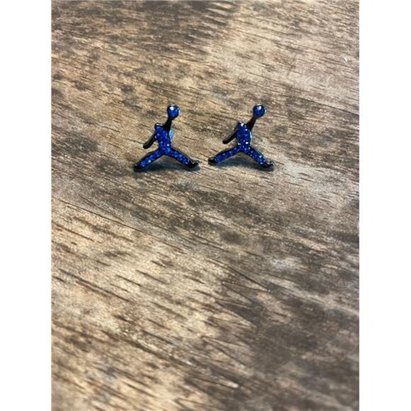 MICHAEL JORDAN SILVER - PLATED PAIR STUD EARRINGS SILVER BLUE JUMPMAN JUMP MAN - Picture 2 of 6